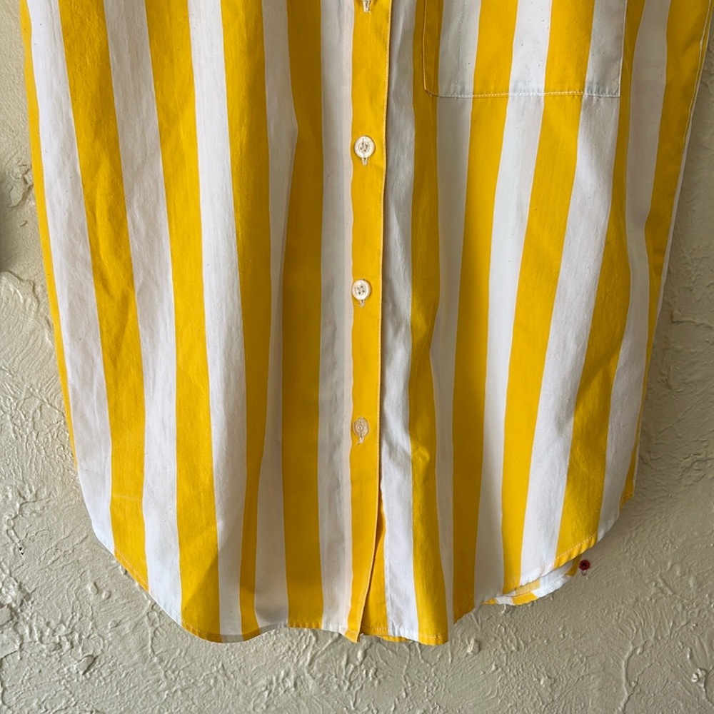 Simply Basic Striped Button Tank ☀️ size M - Picture 3 of 9